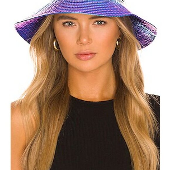 Ganni Quilted Recycled  Tech Bucket Hat - Picture 2 of 7